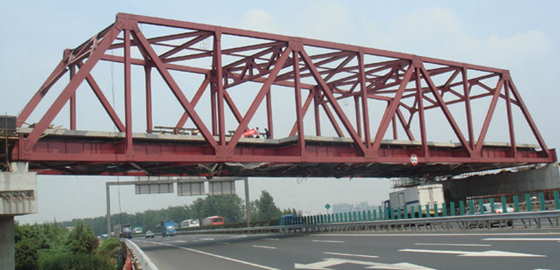 【工程案例】跨绕城公路钢桁架桥顶推工程0
